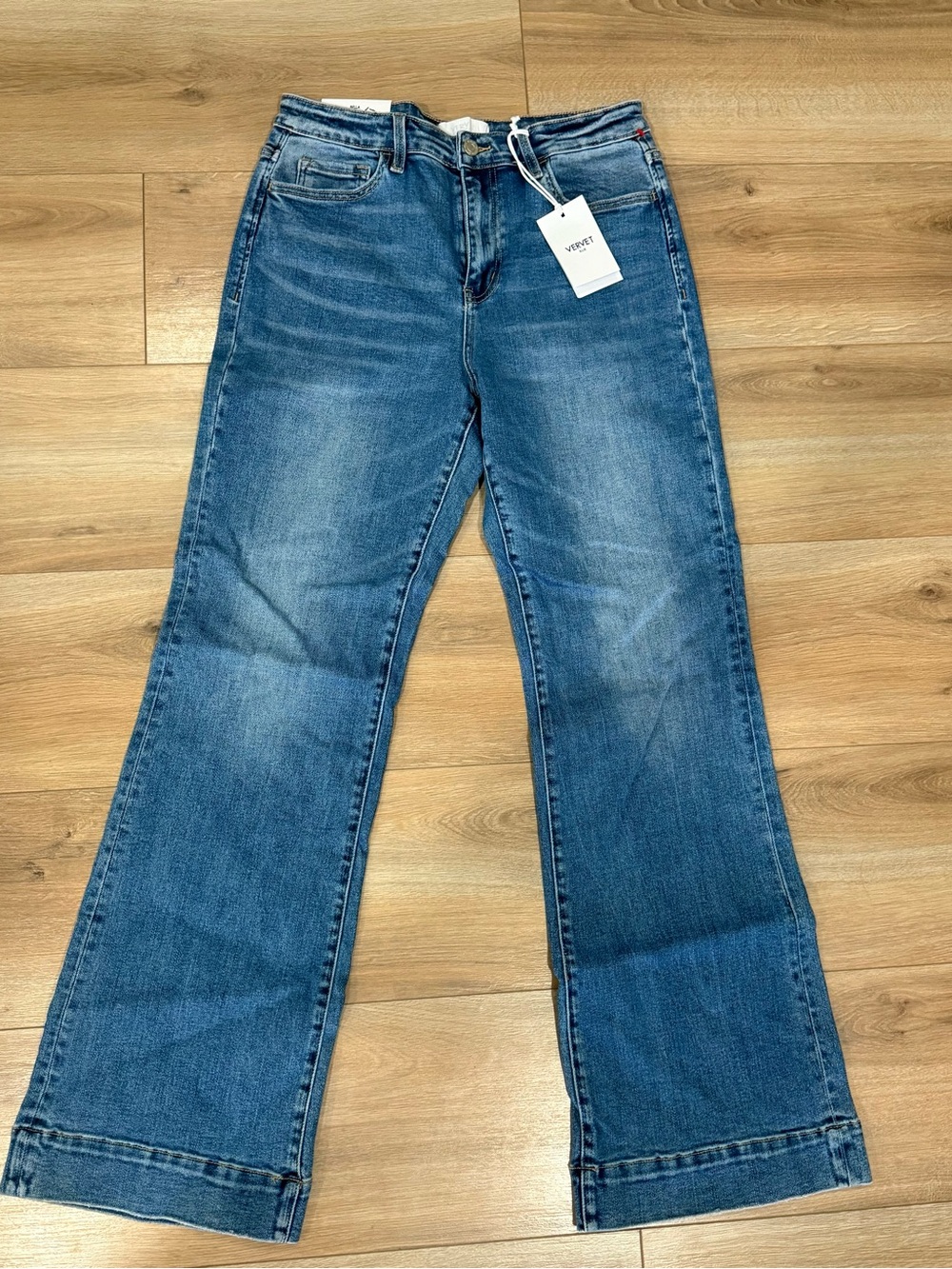 Vervet by Flying Monkey Wide Leg Flare Jeans NWT Size 31
